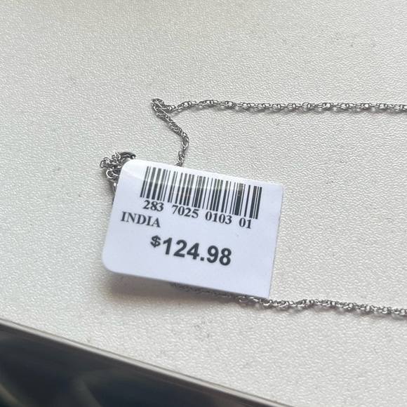 Sterling silver diamond necklace - Picture 4 of 4